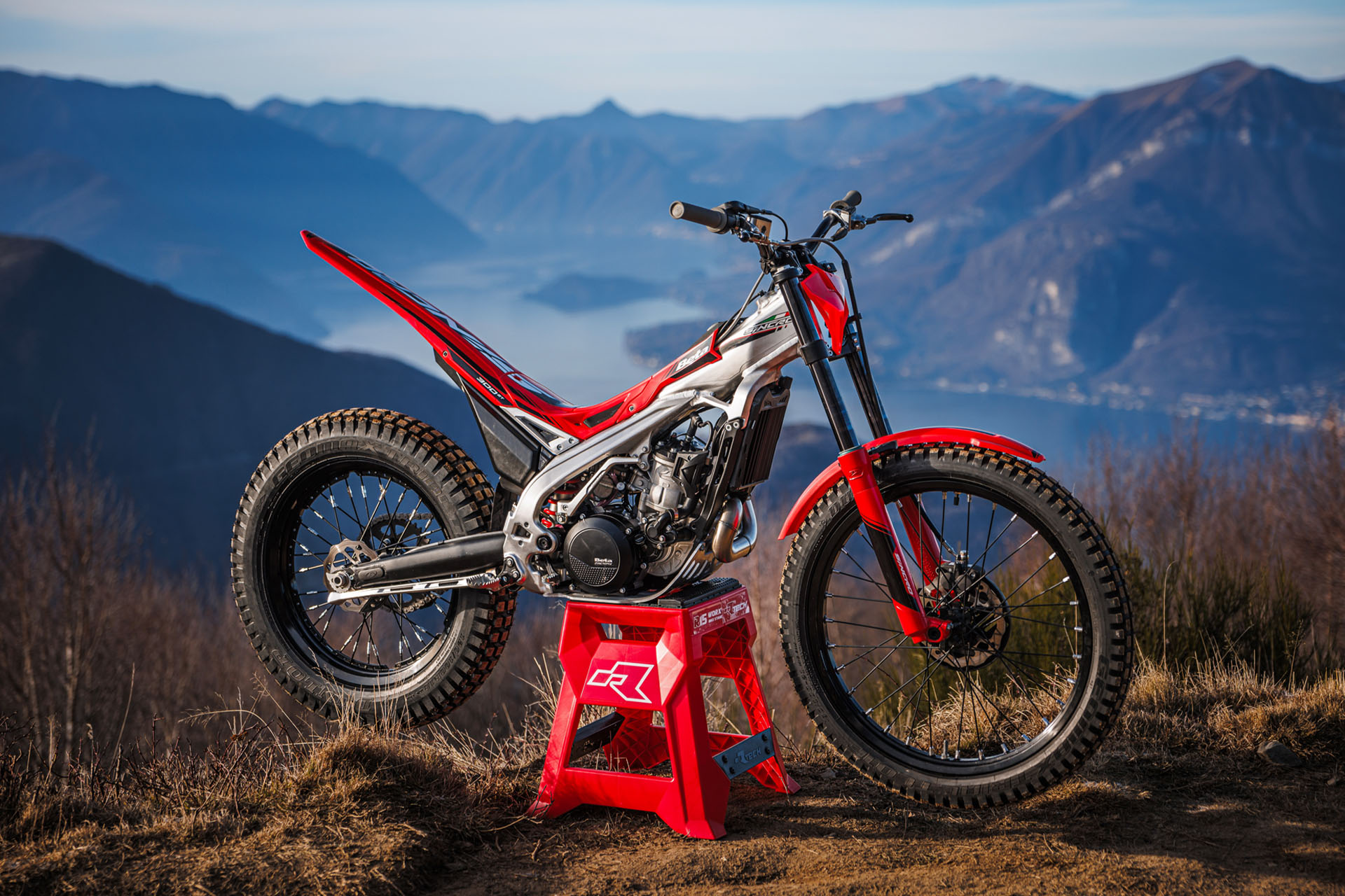 SINCRO 2T 300, vista editorial 4